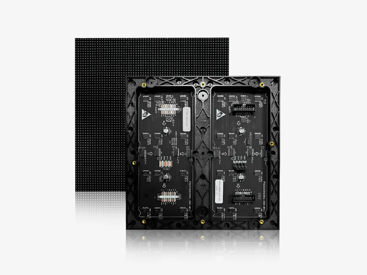 Outdoor SMD 3.0 mm · Storefront · Mall façade · Airport